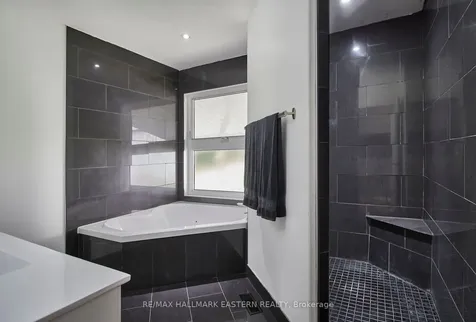 39 Deer Avenue Cavan Monaghan ON K0L 1V0