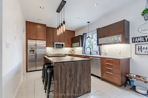 36 Holland Avenue Aylmer ON N5H 3J2