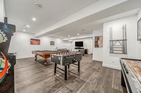 225 Devinwood Lane Brockton ON N0G 2V0