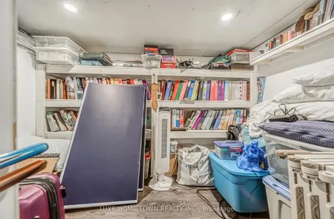 225 Devinwood Lane Brockton ON N0G 2V0