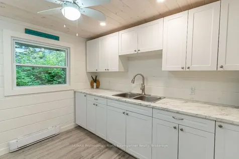 1017 Tanamakoon Lane Dysart Et Al ON K0M 1S0