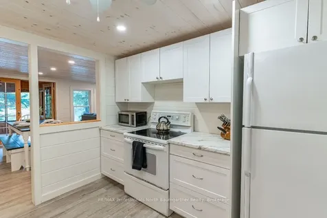 1017 Tanamakoon Lane Dysart Et Al ON K0M 1S0