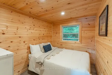 1017 Tanamakoon Lane Dysart Et Al ON K0M 1S0