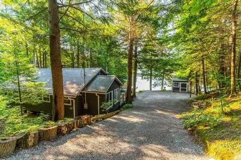 1017 Tanamakoon Lane Dysart Et Al ON K0M 1S0