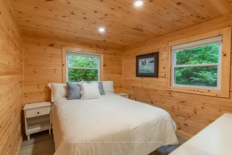 1017 Tanamakoon Lane Dysart Et Al ON K0M 1S0