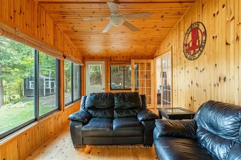 1017 Tanamakoon Lane Dysart Et Al ON K0M 1S0