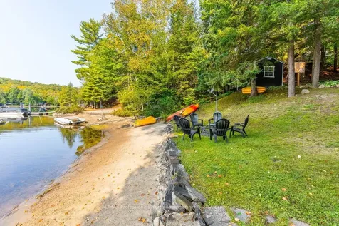 1017 Tanamakoon Lane Dysart Et Al ON K0M 1S0