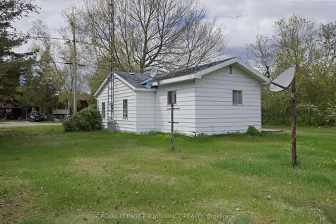 38 Edward Addington Highlands ON K0H 1P0