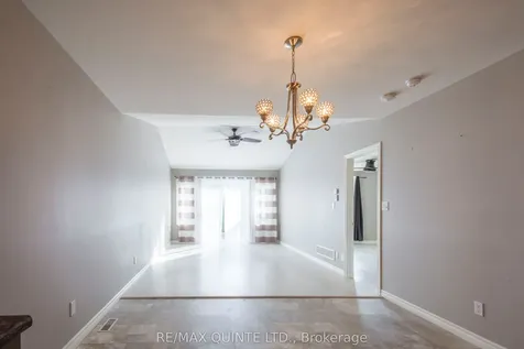 29 Glenview Crescent Belleville ON K8P 4W9