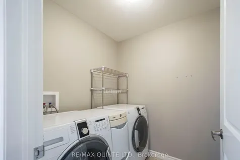 29 Glenview Crescent Belleville ON K8P 4W9