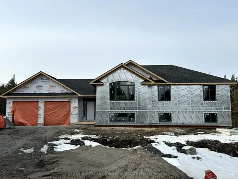 1121 Crookston Road Centre Hastings ON K0K 2K0