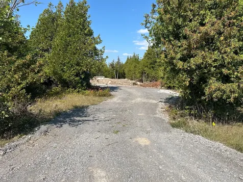 1121 Crookston Road Centre Hastings ON K0K 2K0