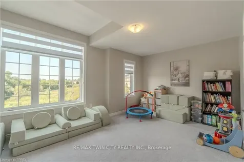 189 Bilanski Farm Road Brantford ON N3S 0J4