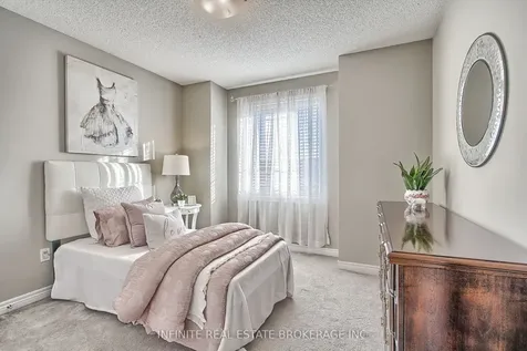 380 Lake Street Grimsby ON L3M 0E8