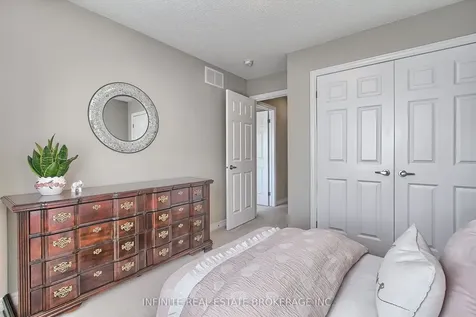 380 Lake Street Grimsby ON L3M 0E8