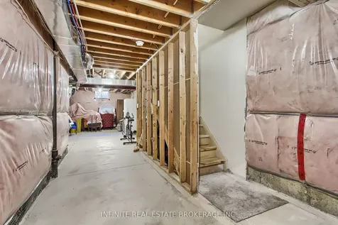 380 Lake Street Grimsby ON L3M 0E8