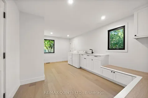 71 Maitland Drive Belleville ON K8N 4Z5