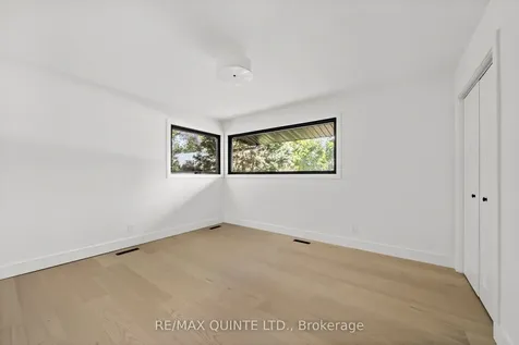 71 Maitland Drive Belleville ON K8N 4Z5