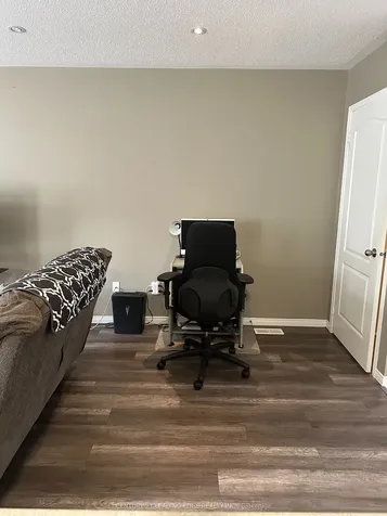 1035 Victoria S Guelph ON N1L 1B3