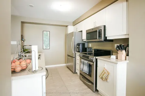 1035 Victoria S Guelph ON N1L 1B3