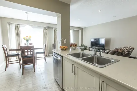1035 Victoria S Guelph ON N1L 1B3