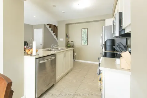 1035 Victoria S Guelph ON N1L 1B3