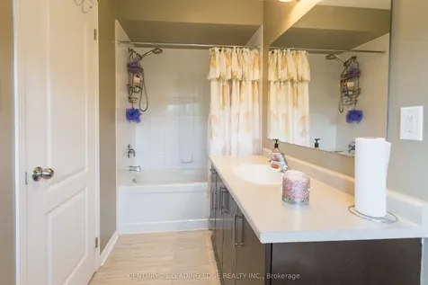 1035 Victoria S Guelph ON N1L 1B3