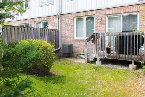 1035 Victoria S Guelph ON N1L 1B3
