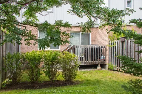 1035 Victoria S Guelph ON N1L 1B3