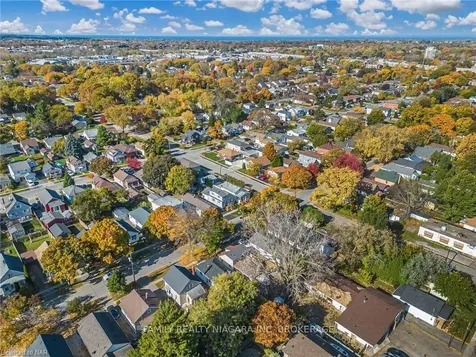 10 Mildred Avenue St. Catharines ON L2R 6H8