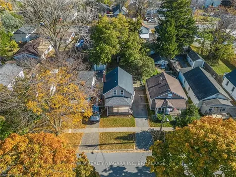 10 Mildred Avenue St. Catharines ON L2R 6H8