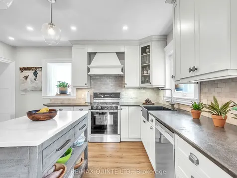 246 Charles Street Belleville ON K8N 3M5