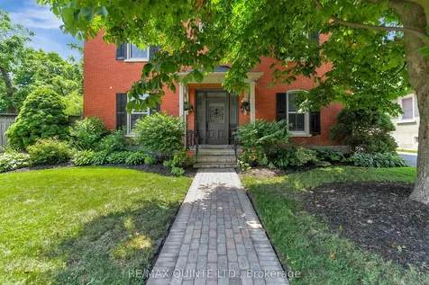 246 Charles Street Belleville ON K8N 3M5