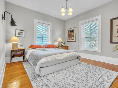 246 Charles Street Belleville ON K8N 3M5