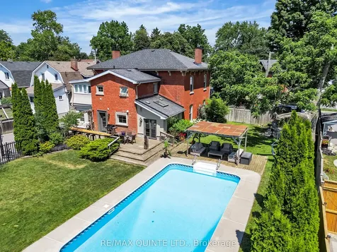 246 Charles Street Belleville ON K8N 3M5