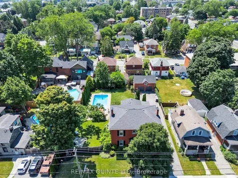 246 Charles Street Belleville ON K8N 3M5