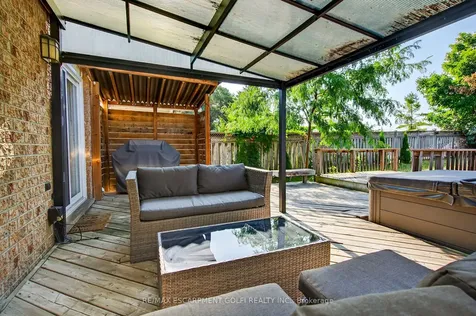 113 Pine Martin Crescent Kitchener ON N2E 3S3