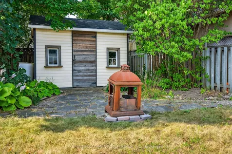 113 Pine Martin Crescent Kitchener ON N2E 3S3