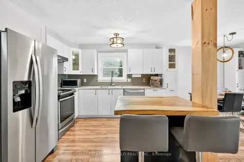 113 Pine Martin Crescent Kitchener ON N2E 3S3