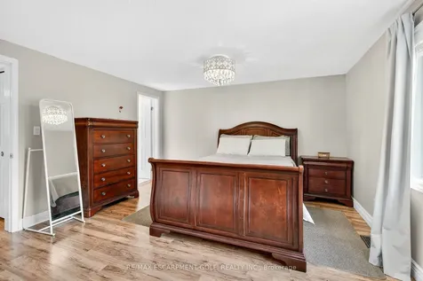 113 Pine Martin Crescent Kitchener ON N2E 3S3