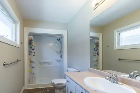 36 Tessa Boulevard Belleville ON K8N 4Z5