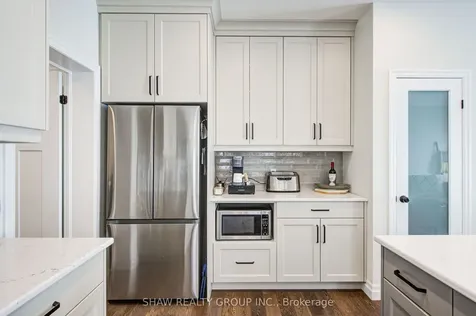 111 Livingston Drive Tillsonburg ON N4G 0J3