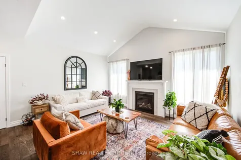 111 Livingston Drive Tillsonburg ON N4G 0J3