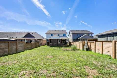 111 Livingston Drive Tillsonburg ON N4G 0J3