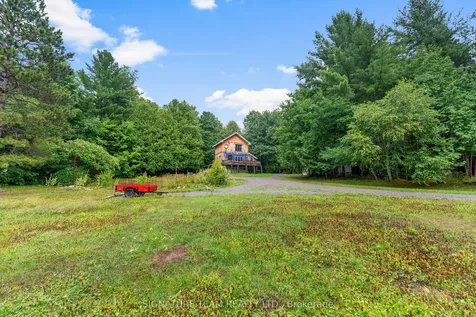 3360 Foymount Road Bonnechere Valley ON K0J 1M0