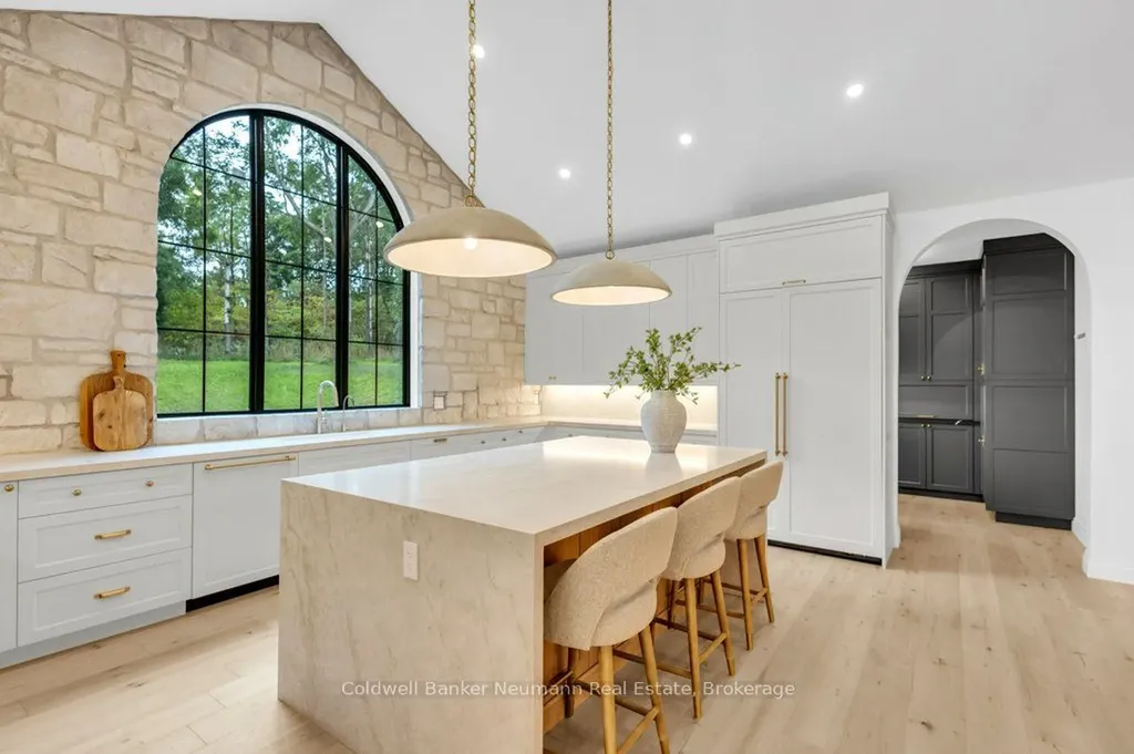 433 South River Road Centre Wellington ON N0B 1S0