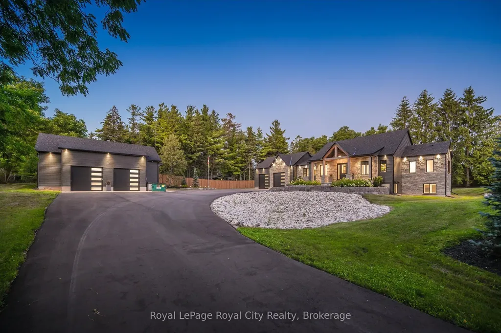 15 Farnham Road Puslinch ON N0B 2J0