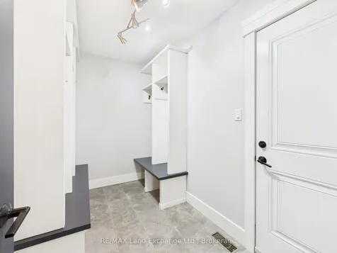 24 Lakefield Drive Kincardine ON N2Z 2N8