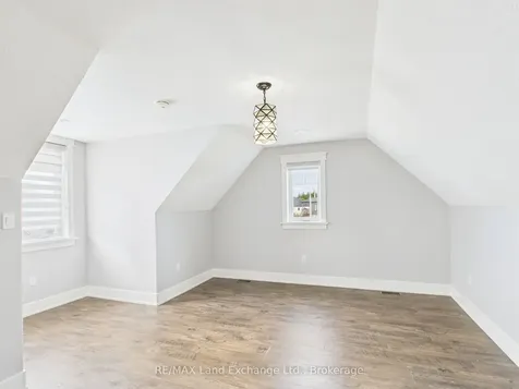 24 Lakefield Drive Kincardine ON N2Z 2N8