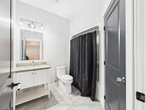 24 Lakefield Drive Kincardine ON N2Z 2N8